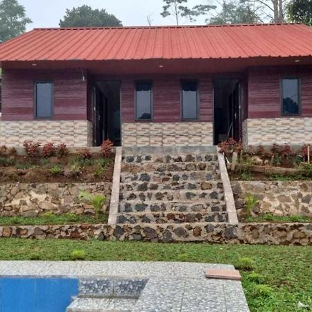 باندونج Express O 91843 Bbs Villa Ciater المظهر الخارجي الصورة