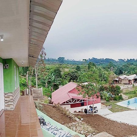 باندونج Express O 91843 Bbs Villa Ciater المظهر الخارجي الصورة