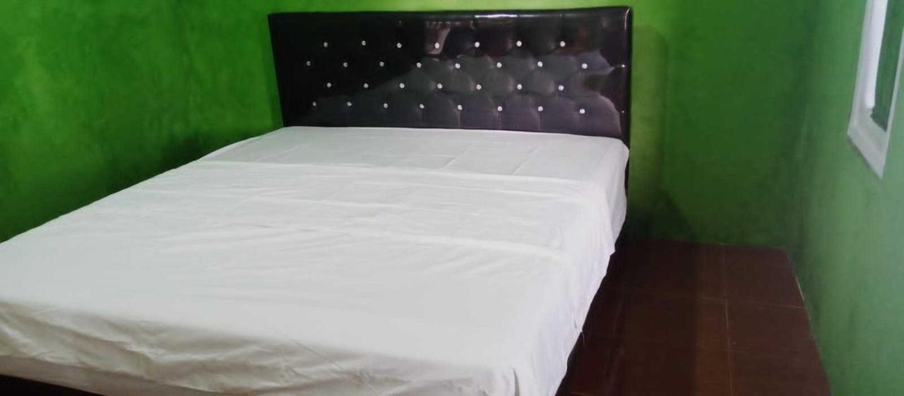 باندونج Express O 91843 Bbs Villa Ciater المظهر الخارجي الصورة